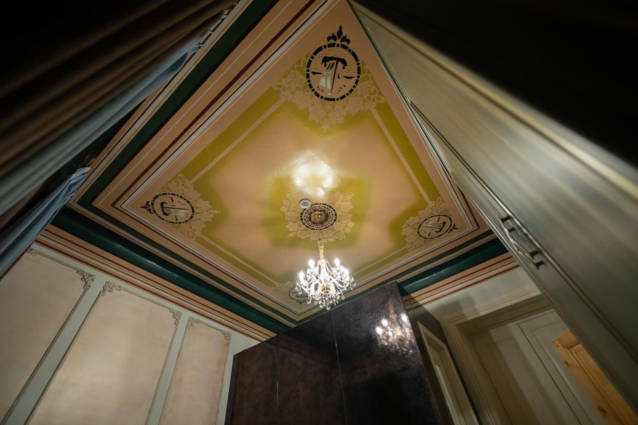 Tresor Art Boutique Hotel Korce Bagian luar foto