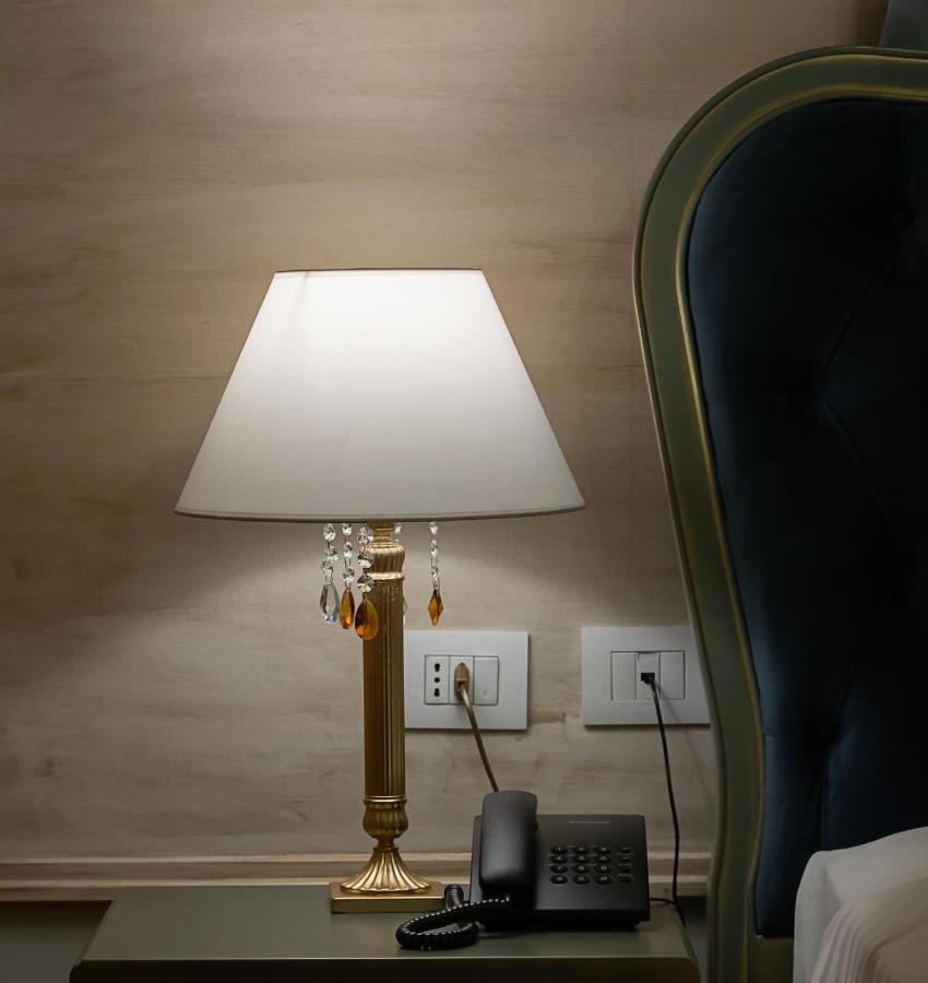 Tresor Art Boutique Hotel Korce Bagian luar foto