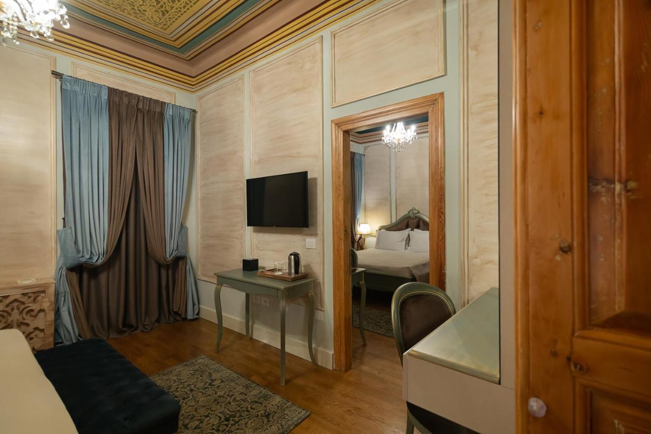 Tresor Art Boutique Hotel Korce Bagian luar foto