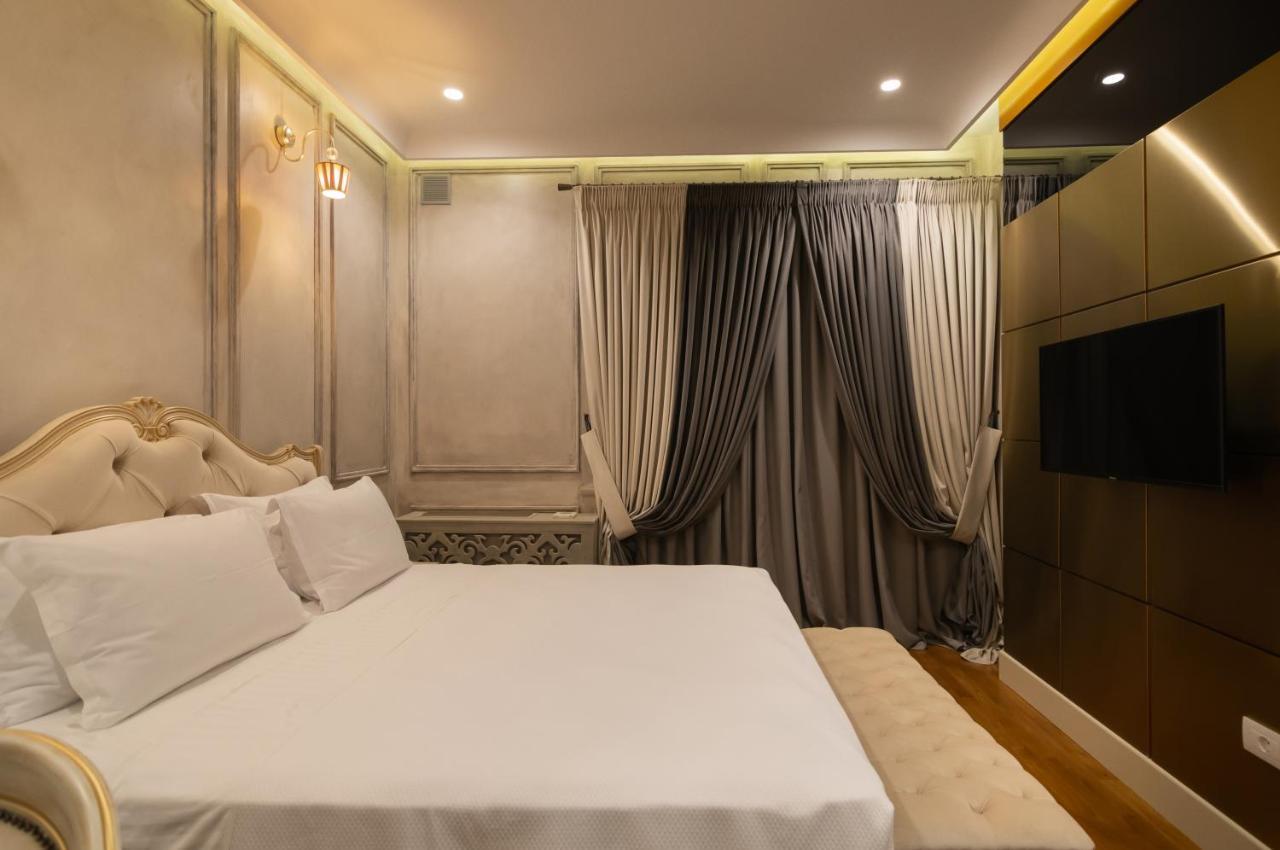 Tresor Art Boutique Hotel Korce Bagian luar foto