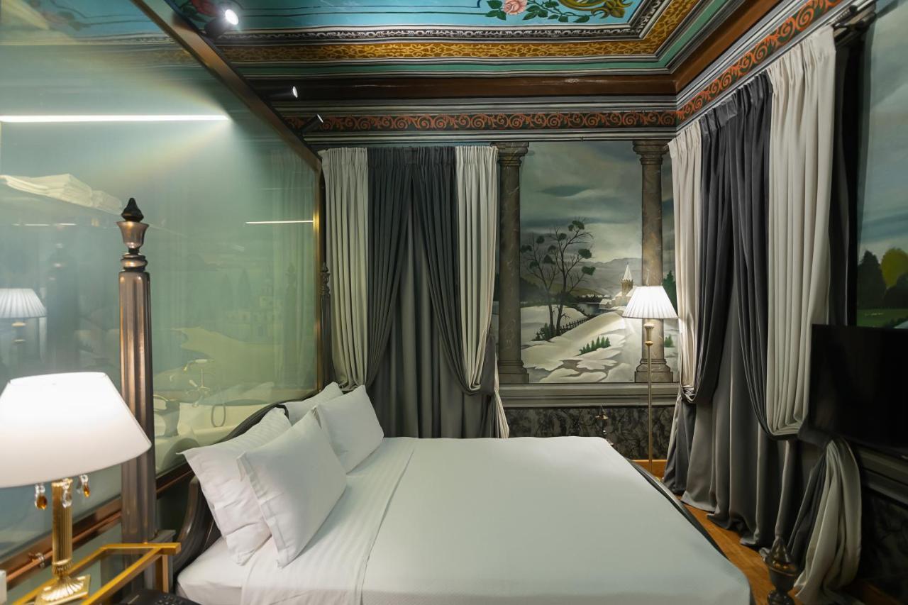 Tresor Art Boutique Hotel Korce Bagian luar foto