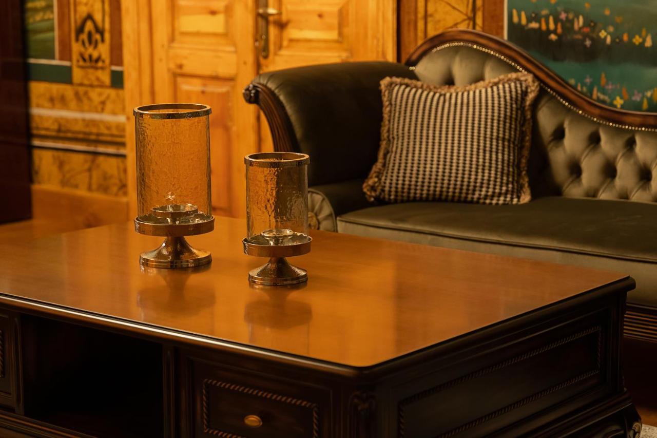 Tresor Art Boutique Hotel Korce Bagian luar foto