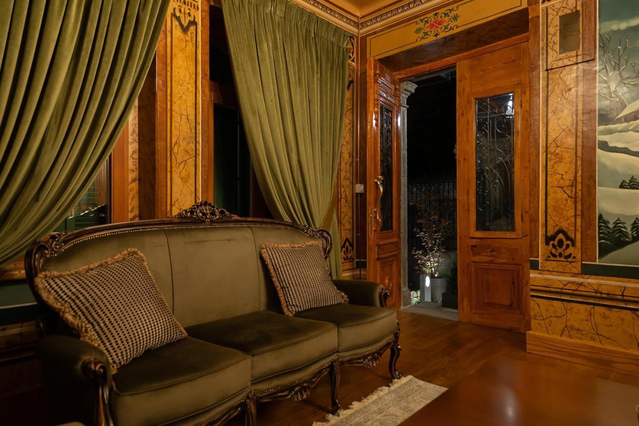 Tresor Art Boutique Hotel Korce Bagian luar foto