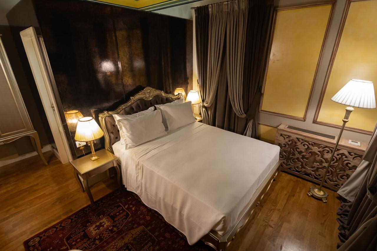 Tresor Art Boutique Hotel Korce Bagian luar foto